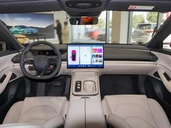 小米SU7年均养护成本解析：万元理想值背后的现实考量