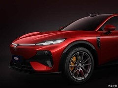 岚图追光S上市：700km续航+华为智驾+超跑声浪的中大型电动SUV