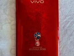 vivo X21 FIFA世界杯版八年重出江湖，成网友热议上古神机