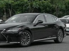 2025款雷克萨斯LS豪华版：东方美学与混动静谧的百万级豪华之选