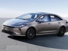 一汽丰田全新智混卡罗拉上市，9.98万起售，标配L2级智驾