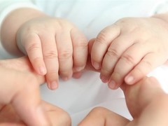 韩国兴起婴儿股东潮：父母赠股避税，三星股票成新式财富传承
