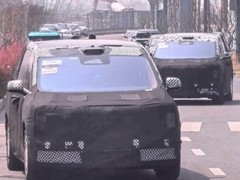 尊界全新高端MPV路试曝光：896线激光雷达+星瀚设计，定位大型豪华MPV