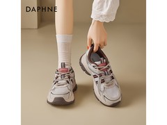 达芙妮登山运动鞋京东特惠，到手84元