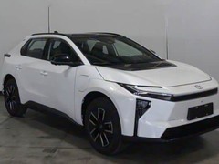 广汽丰田新款bZ4X亮相：续航提升至752公里