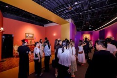 卡萨帝酒柜亮相中奥建交55周年画展