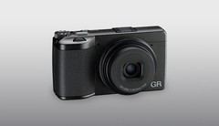 理光推出RICOH GR IV HDF 相机型号（配备高光扩散滤镜）