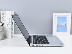 5000-8000元大学生轻薄本怎么选？暑促三款热门机型横评