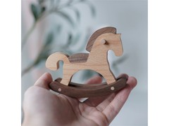 京东黑胡桃木小木马摆件低至34.9元