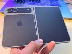 苹果首款折叠iPhone模型曝光 引发未来设计遐想