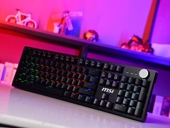 一把键盘，两种形态，微星FORGE GK320、GM330游戏键鼠图赏