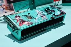 颜值性能拉满！ROG夜神RTX5080 RO姬x初音未来版显卡