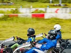 济南泉速卡丁车公园举办全民耐力赛：普通人体验真实赛车魅力
