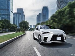 2027款雷克萨斯RX官图发布：智能舒适升级，七款车型+多动力+操控优化