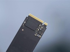 桌面系统迎原生NVMe支持，性能提升显著但存风险
