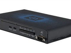 研扬发布全球首款静音无风扇迷你主机UP Xtreme PTL Edge Air