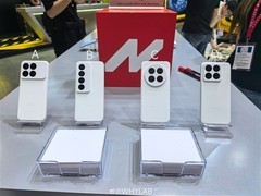 魅族22手板机亮相ChinaJoy，四款设计曝光引热议