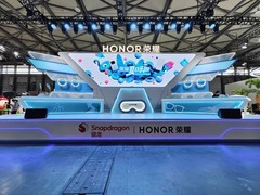 荣耀GT Pro亮相2025ChinaJoy，以硬核性能和持久续航赢得玩家认可
