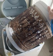 别胡乱信任桶自洁  老洗衣机这样清洗才最靠谱！