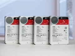 希捷发布全球首款32TB传统磁记录NAS硬盘，单碟3.2TB、密度提升33.3%