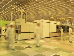 英伟达需求推动台积电扩产 全球AI芯片供应链加速重构