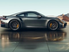 保时捷郑州门店闭店风波：官方致歉并协助维权