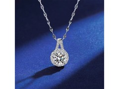 2026新款太阳花莫桑石项链，原价高现仅99.99元