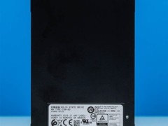铠侠发布CM9-R企业级SSD：15.36TB E3.S形态，PCIe 5.0双端口，340万IOPS