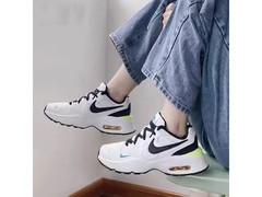 NIKE Air Max Fusion跑鞋201元抢