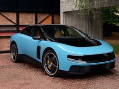 法拉利首款纯电超跑Luce将于2026年发布，强调自愿选购不强制销售