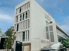 飞利浦商用显示 X 西班牙设计名校UDIT：以专业影像与交互重塑设计学习空间