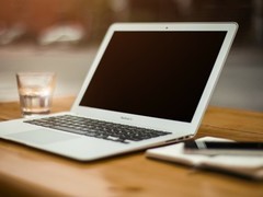 内存价格回落难阻整机涨价潮，AI芯片短缺推高终端售价