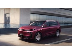 全家长途自驾怎么选车？大六座新能源SUV实用解析