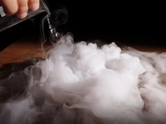 干冰入水白雾成因被重新解析：水体蒸发凝结主导而非空气水蒸气液化