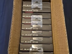 用户网购一块固态硬盘竟收到十块，价值近1.4万元获准保留