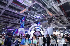 次元破壁 定格热爱！BilibiliWorld2025佳能展台捕捉高光时刻