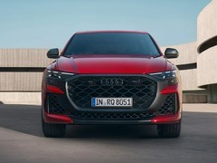 2026款奥迪RS Q8 Performance上市，售价146.89万元