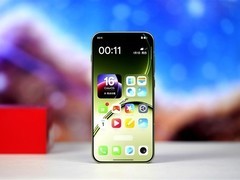 一加15T小屏旗舰发布：6.32英寸直屏+骁龙8至尊版+7500mAh电池