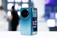 MWC26上海vivo X Fold6线下首秀 全面配置打造“AI轻办公神器”