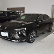 30万元内四款中型轿车实测：ID.7、君越、闪电猫、CT4各走一条路
