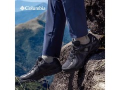 Columbia狂峰徒步鞋825元