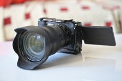 尼康 ZR 视频体验：一台有着专业电影机“基因”的“口袋机”