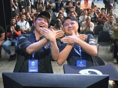 曾卓君EVO France拳皇15全胜夺冠，SNK盛赞屹立不倒的王者