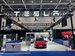 特斯拉亮相2025电博会：帮助人类加速迈向可持续的富足时代