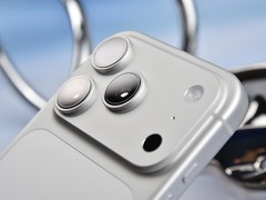 iPhone 17 Pro首发上手：专业影像创作者的视频利器