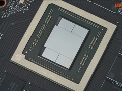 AMD发布Radeon RX 7700显卡：16GB大显存加持，性能对标前代XT