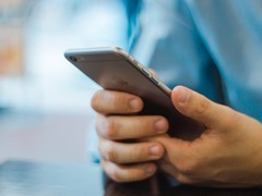 手机充电勿常满 80%为佳延寿命