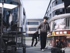 全球最小人形机器人上纬启元Q1发布，可折叠、开源、支持DIY