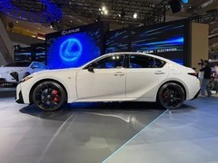 2026款雷克萨斯IS发布：外观焕新内饰升级