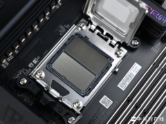 iGame X870E ULTRA主板评测：潮酷外观硬核规格 2000元以内终极答案
